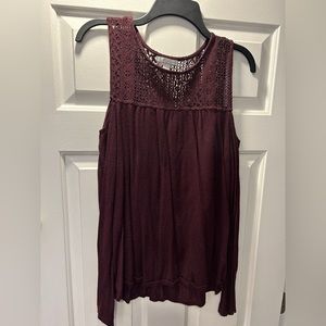 Long sleeve open shoulder women’s top